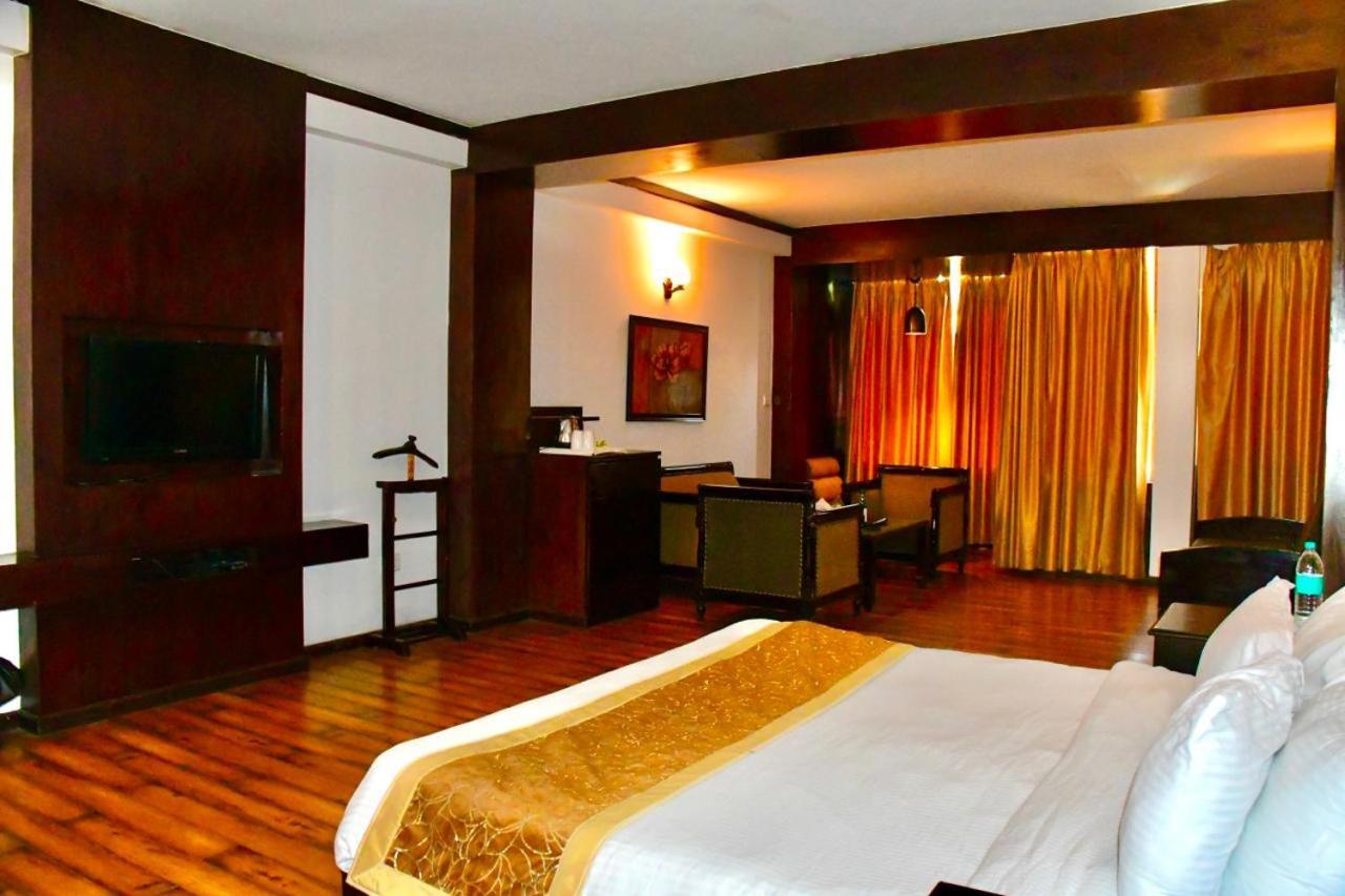 The Whispering Inn Resort And Bar มะนาลี ภายนอก รูปภาพ