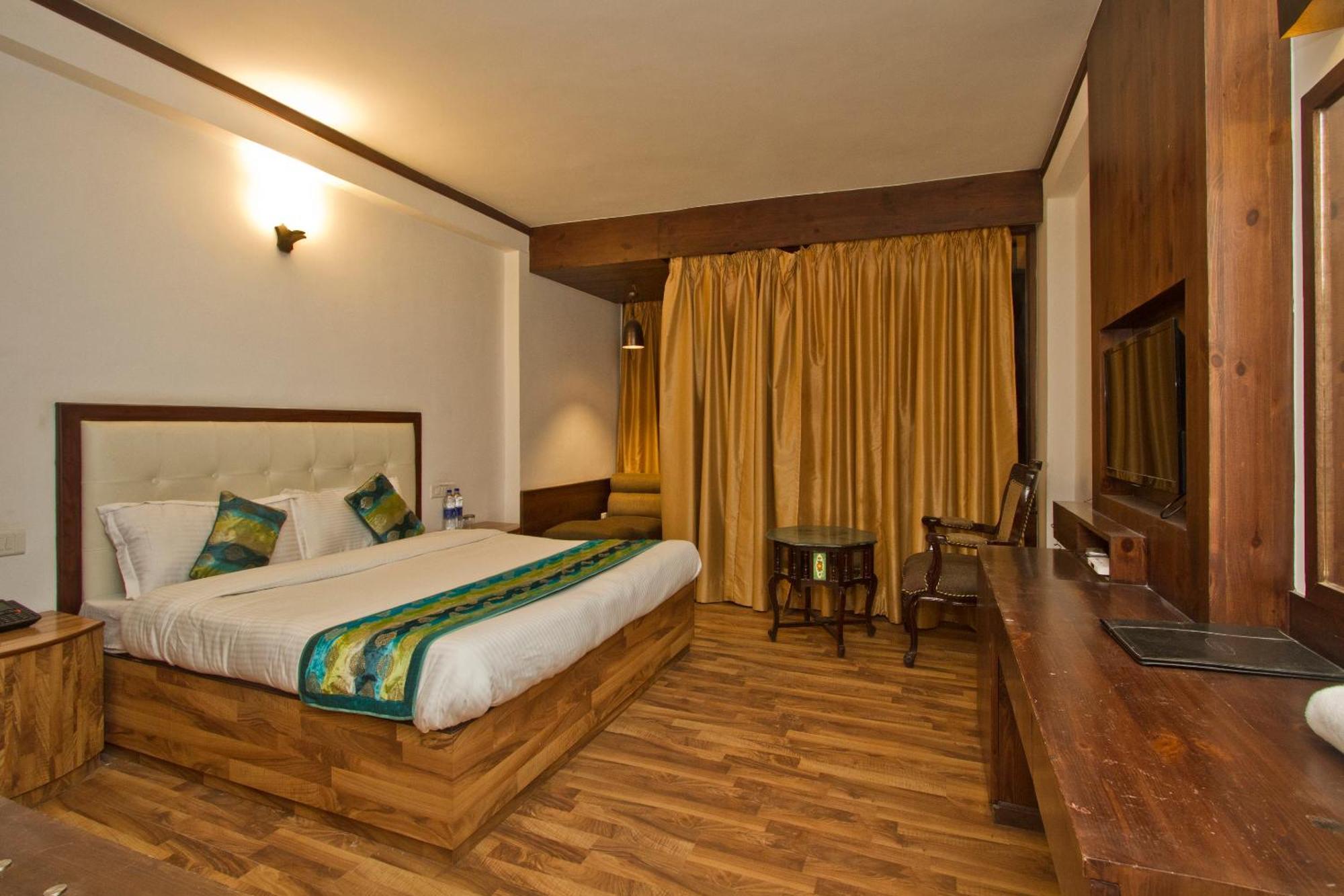 The Whispering Inn Resort And Bar มะนาลี ภายนอก รูปภาพ